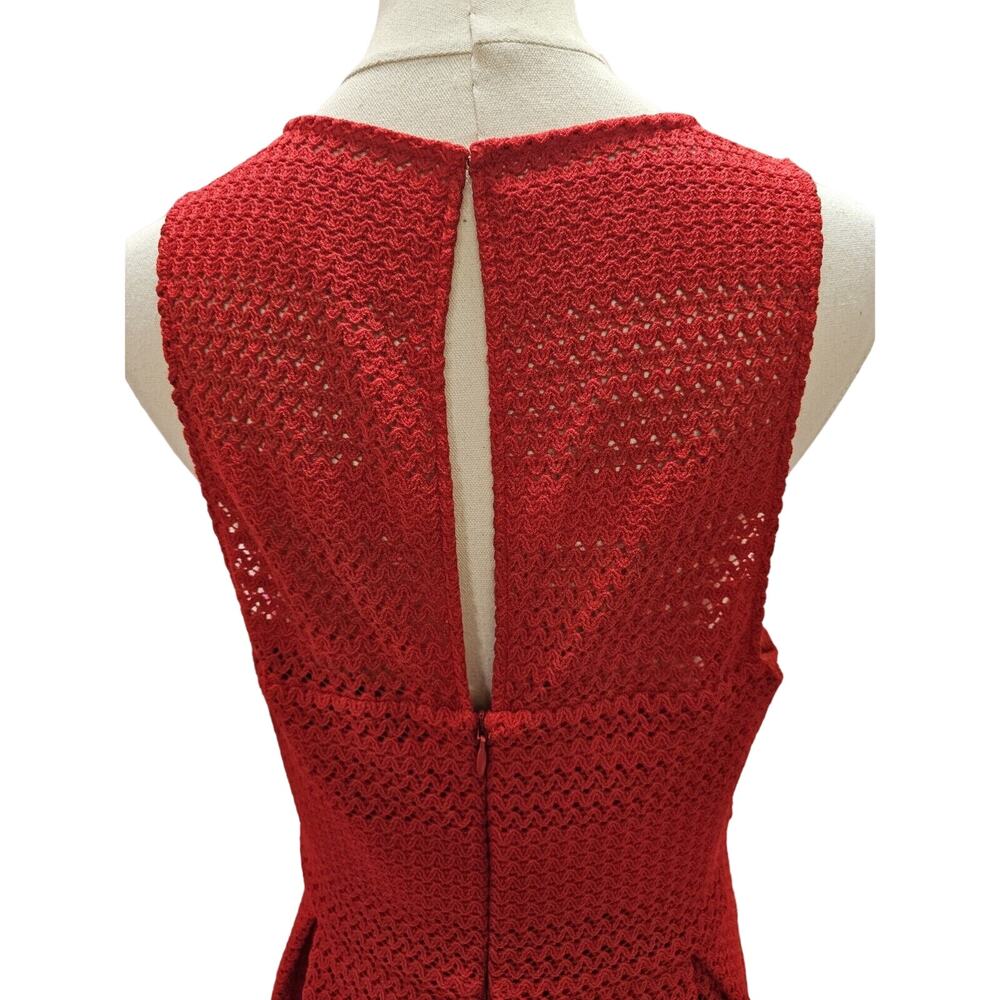 NWT Trina Turk Red Fit & Flare Sheath Dress Keyhole Back Woven Material‎ Sz 10 - Picture 3 of 6